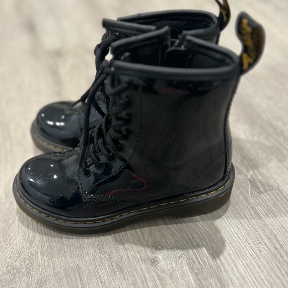 Dr Martens Black Patent Boots-Kid Size 13 - Picture 4 of 10